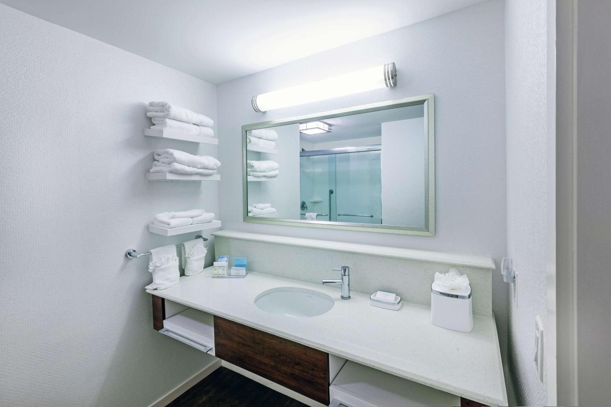 Hampton Inn & Suites Houston North Iah, Tx Экстерьер фото